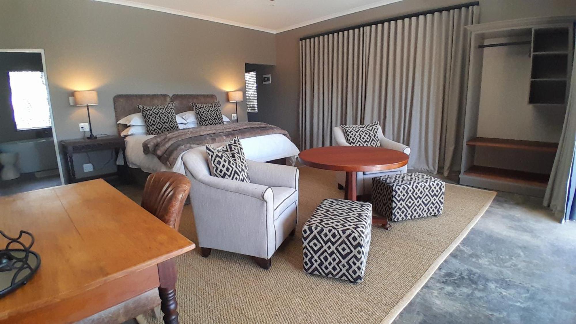 African Safari Lodge Grahamstown Buitenkant foto