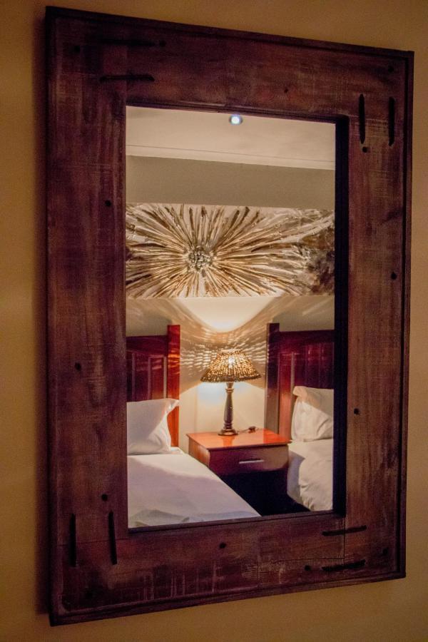 African Safari Lodge Grahamstown Buitenkant foto